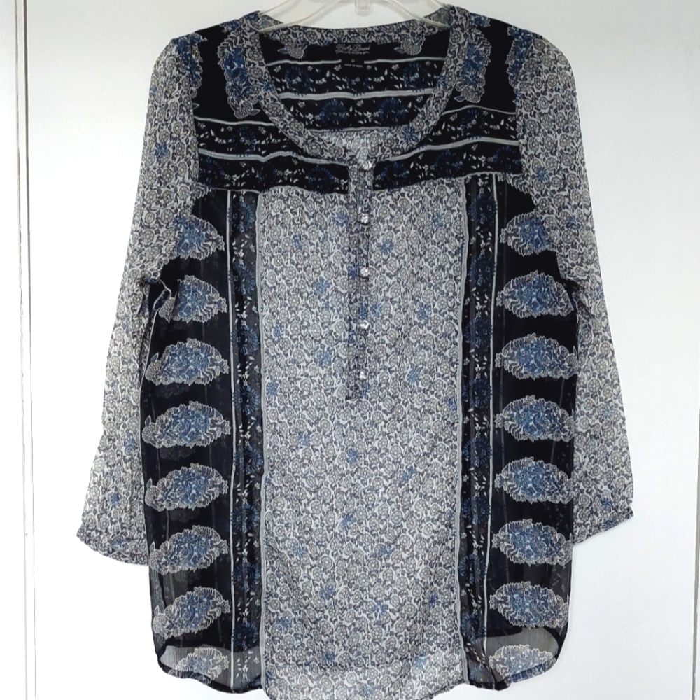 Lucky Brand blouse size M.